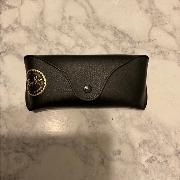 Ray Bans - Picture 9 of 10